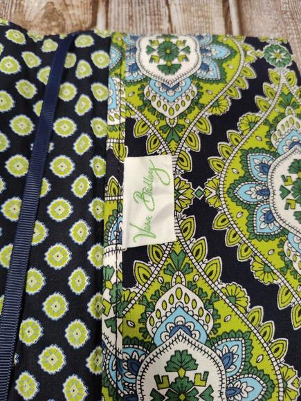 Vera Bradley Cambridge Paperback Book or Planner Cover Retired - Picture 4 of 8